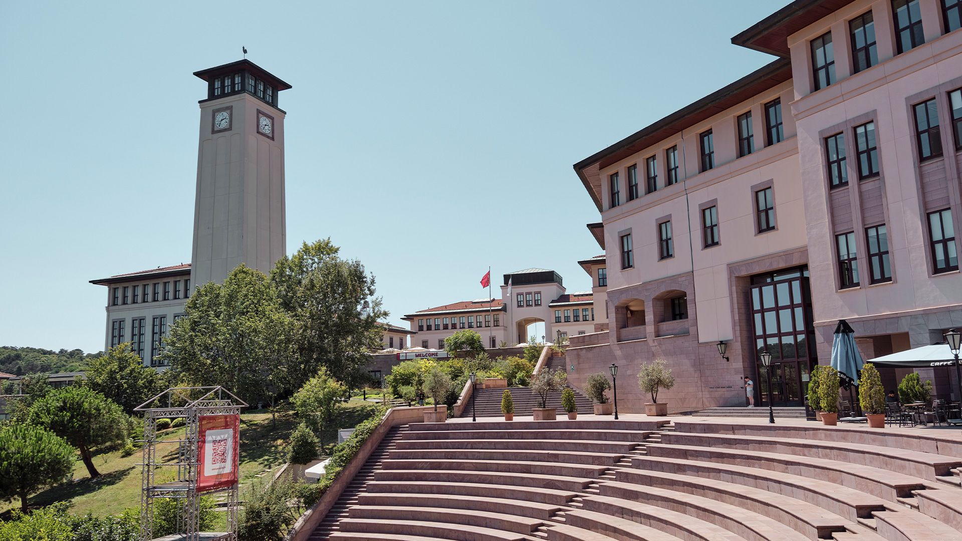 Koç Holding LSI – Leading with Strategic Impact